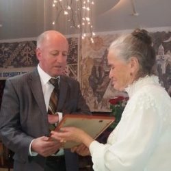 В районном краеведческом музее прошла презентация книги Курдановой С.И. «Технология изготовления балкарских кийизов и национальной одежды»